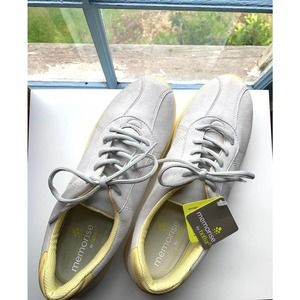 NWT Sneakers Womens Size 11 Memorise Insoles NWT Gray Yellow